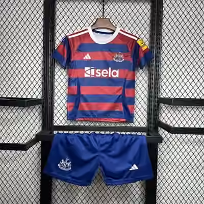 24/25 Newcastle United Away Adult/Kid kits2 Adult size：S/M/L/XL/2XL Kid size：16/18/20/22/24/26/28