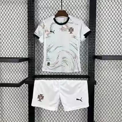 2025 Portugal Away Adult/Kid kits6 Adult size：S/M/L/XL/2XL Kid size：16/18/20/22/24/26/28
