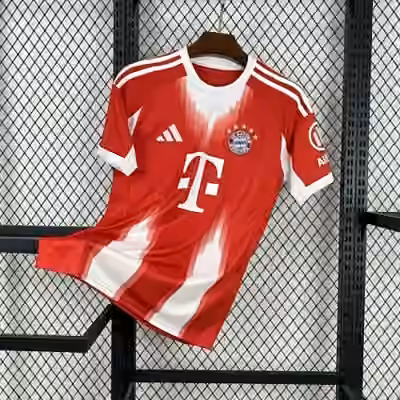 25-26 Bayern home jersey